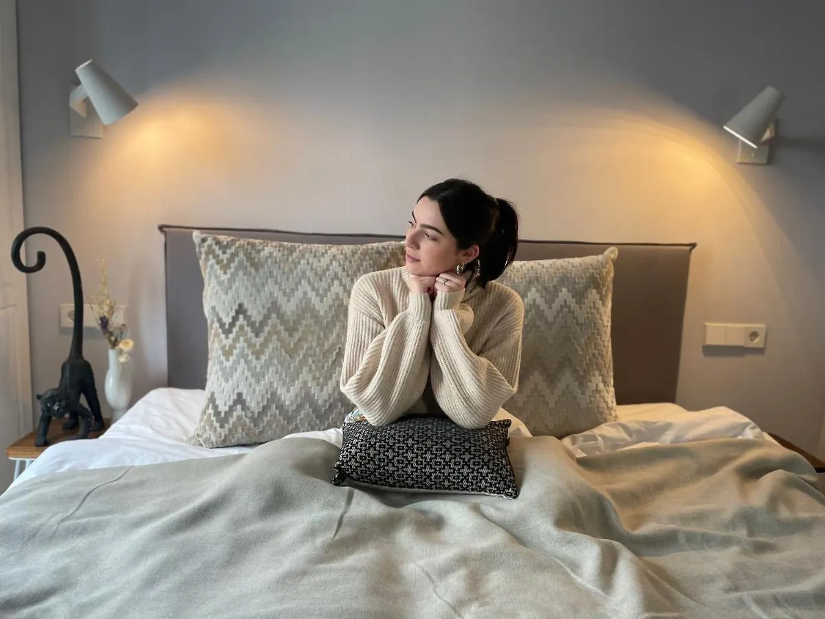 Stadsvilla Hotel Mozaic Den Haag 4*, La Haya